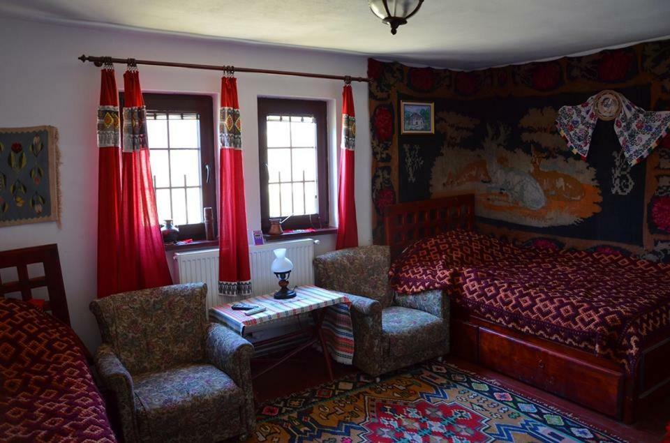 Cottage Poe Poienari Bagian luar foto